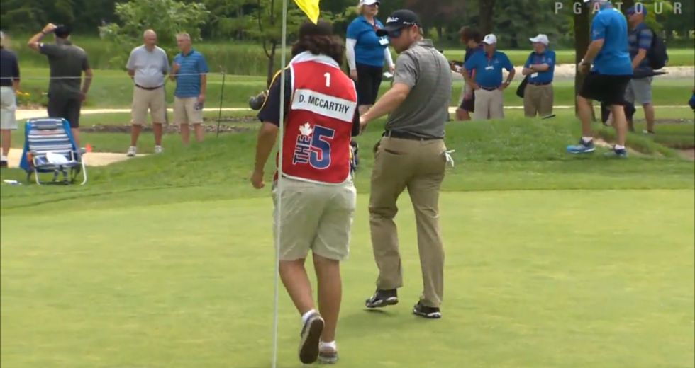 Dan birdies 10th hole